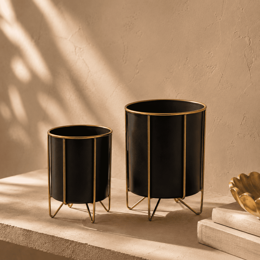 Noir Arc Planters — Set of 2
